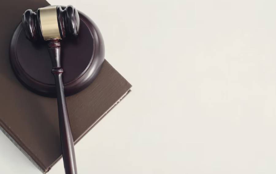 Importance of the Top Criminal Lawyer in Toronto and how to find one