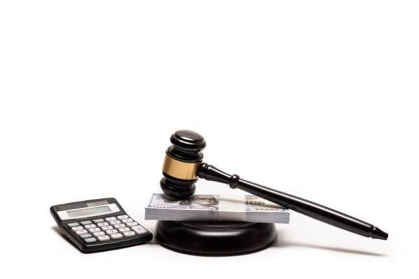 Alaska’s Punitive Damages Statute: Caps and Conditions